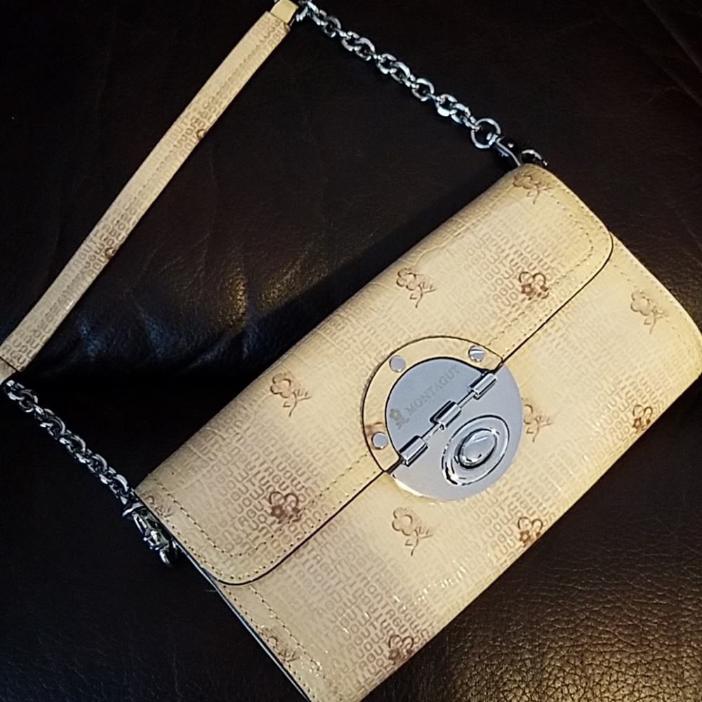 Montagut Purse